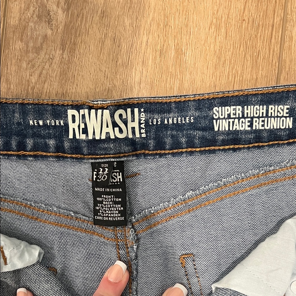 Rewash High Rise Jeans - Picture 3 of 3